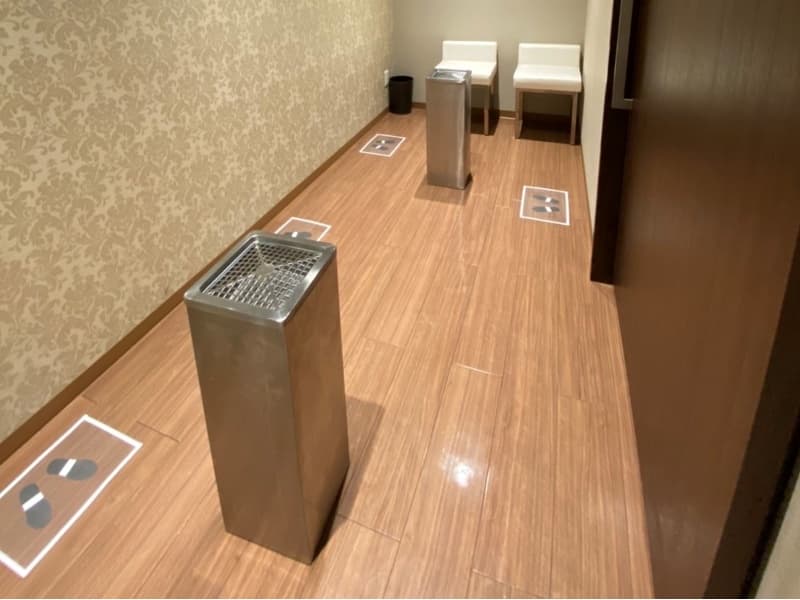 【1階喫煙所】