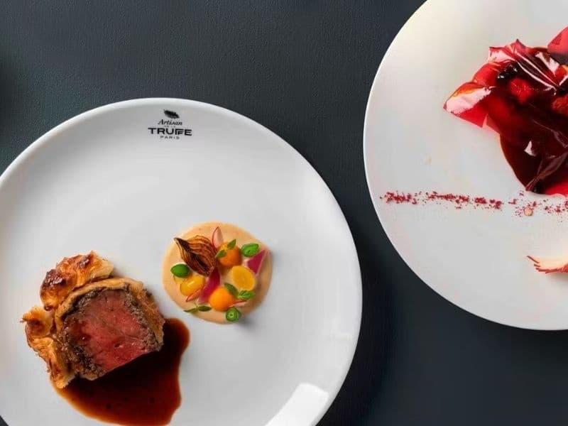 着席でのトリュフ料理