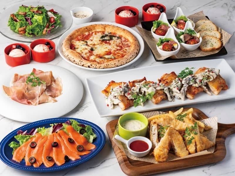 【料理一例】カジュアルコース
カジュアルコースはバランスのよいラインナップで、どんなシチュエーションにもぴったりです！
お値段以上の満足感だと好評いただいております♪