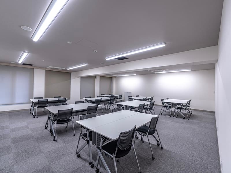 【N303】95.0㎡
島型　48名
＊全室無料WiFiあり
