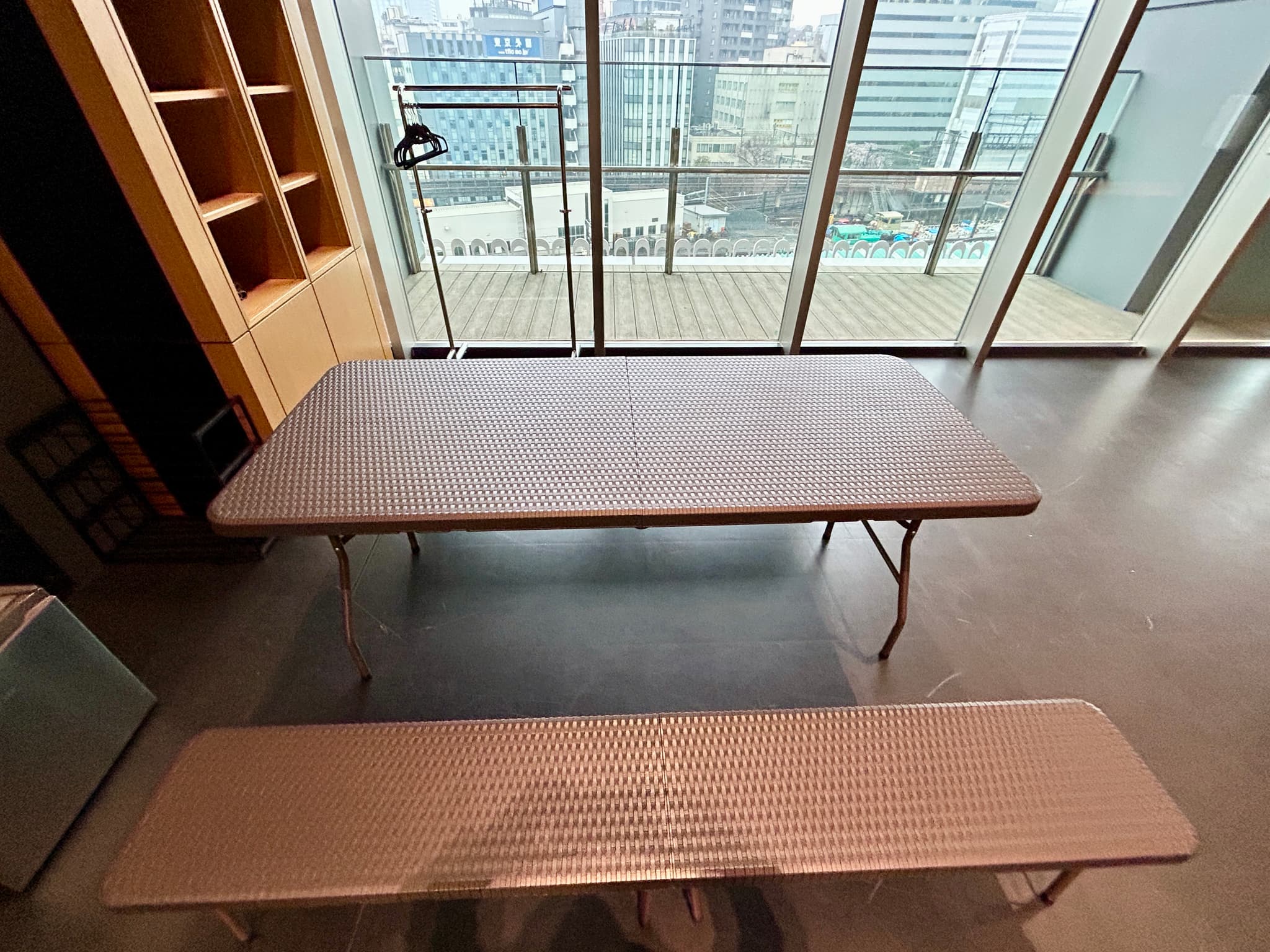 椅子＆テーブル_X PLACE イベントスペース＜東急歌舞伎町タワー5F＞