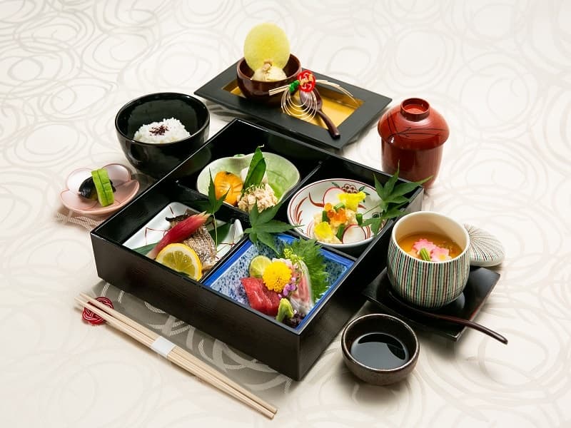 松花堂弁当