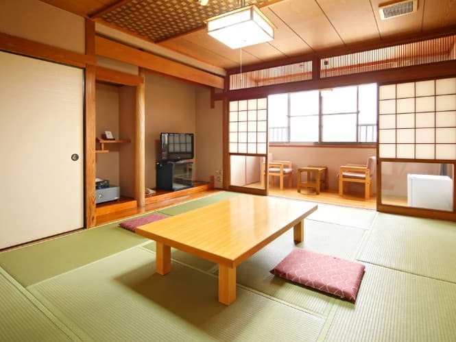 【客室】
本館　お部屋イメージ