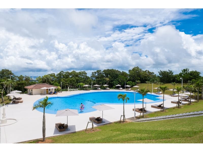 【屋外プール（季節営業）】