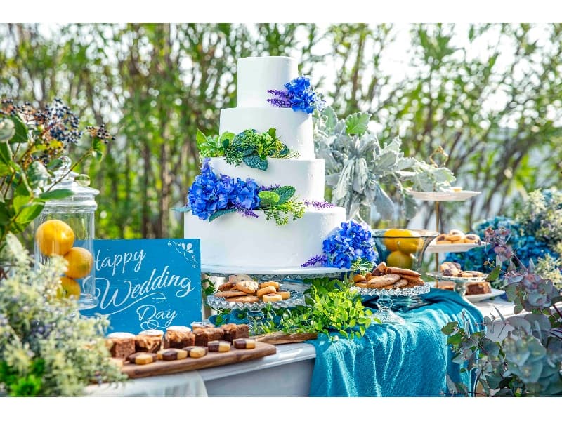 結婚式場だから特別な日のケーキもご用意可能