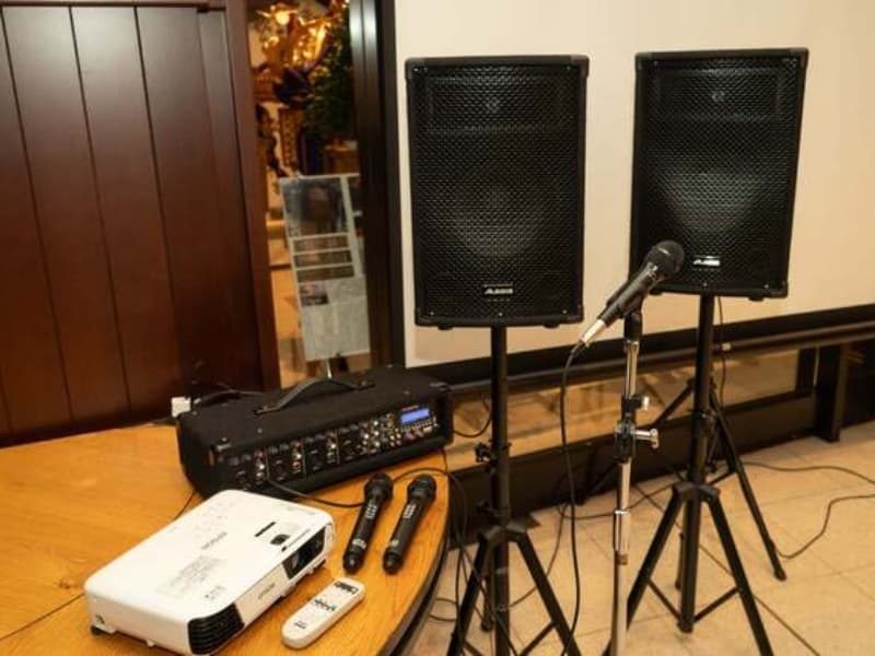 最新音響設備やマイクなど、イベントに必要な機材も完備