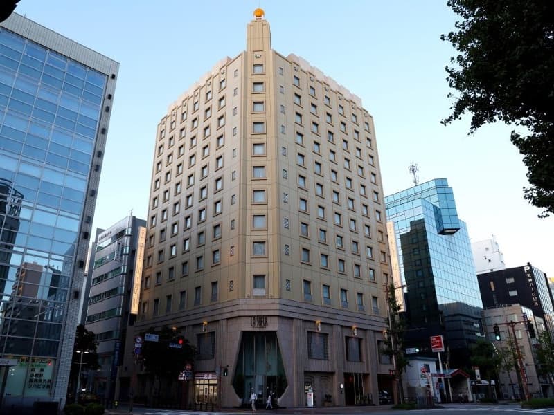 【地下鉄/西鉄天神駅から徒歩約3分】福岡空港や博多駅からも抜群の好アクセス！