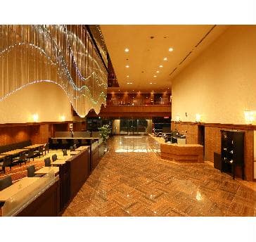 JR「御茶ノ水駅」
東京メトロ丸ノ内線「御茶ノ水駅」
東京メトロ千代田線「新御茶ノ水駅」
各駅より徒歩5分。東京医科歯科大学の裏にあるアクセス抜群の「ホテル東京ガーデンパレス」は、ご家族でのお集まりから会社単位での大規模なパーティーまで承っております。