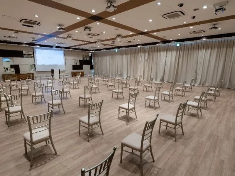 ＜パーティー会場＞
会議、セミナー会場としてのご利用も可能です