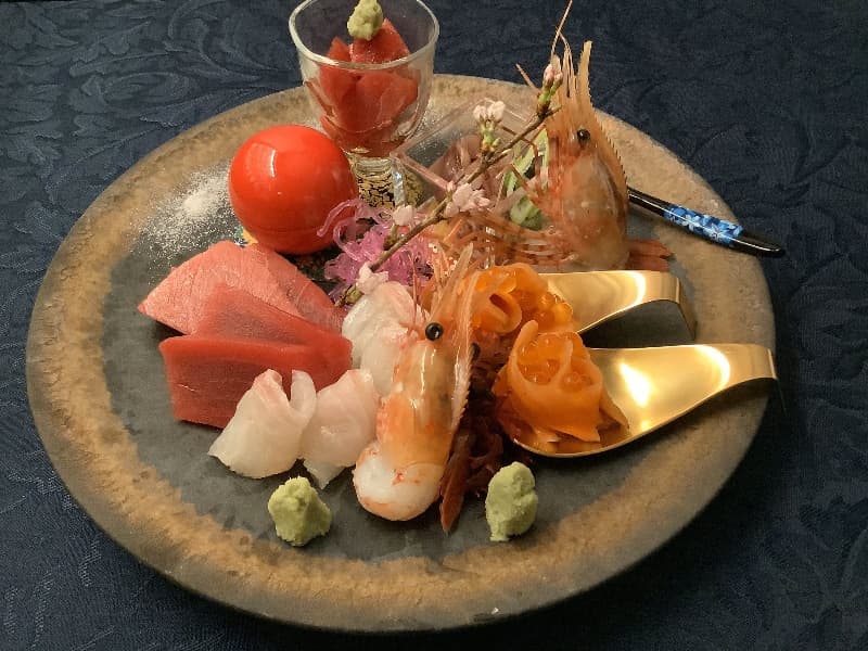 お造りの盛り合わせ