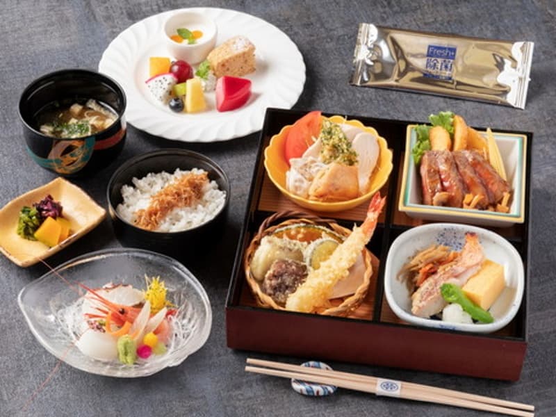 ■料理イメージ（松花堂弁当）
会議の合間のお食事もご用意可能です