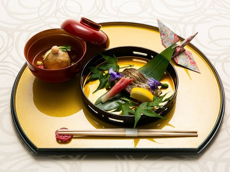 和会席　魚料理　止椀