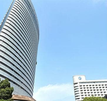 ポートピアホテルの周辺には大型コンベンション施設が集結。各施設へ徒歩5分圏内で移動が可能です。
