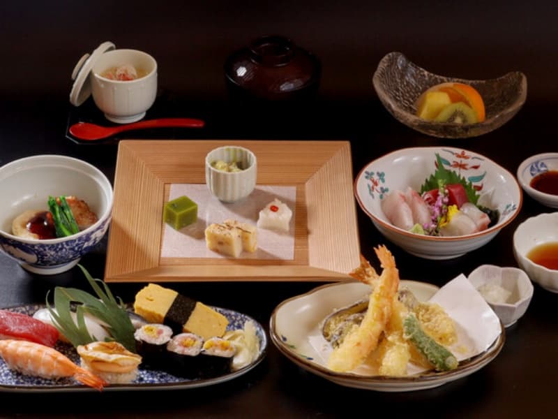 季節の食材を活かした天ぷらと和の逸品が楽しめる、贅沢な御膳プラン