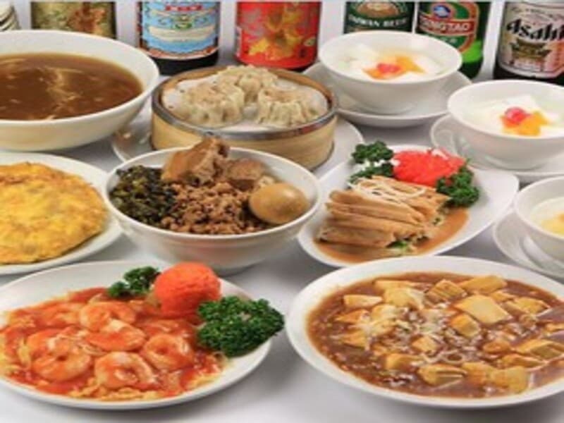 【満足コース】2時間飲み放題＋料理8品⇒4268円（税込）