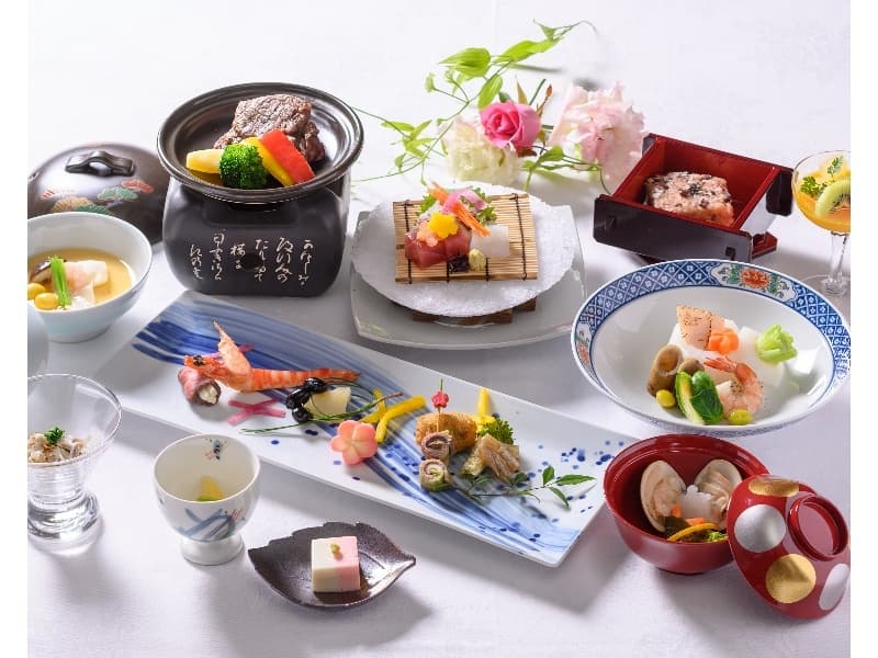 素材から手作りにこだわる料理長自慢の会席料理　