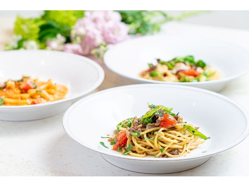 パスタも生麺を使用。
モチモチの触感、口いっぱいに小麦の香りが広がります。