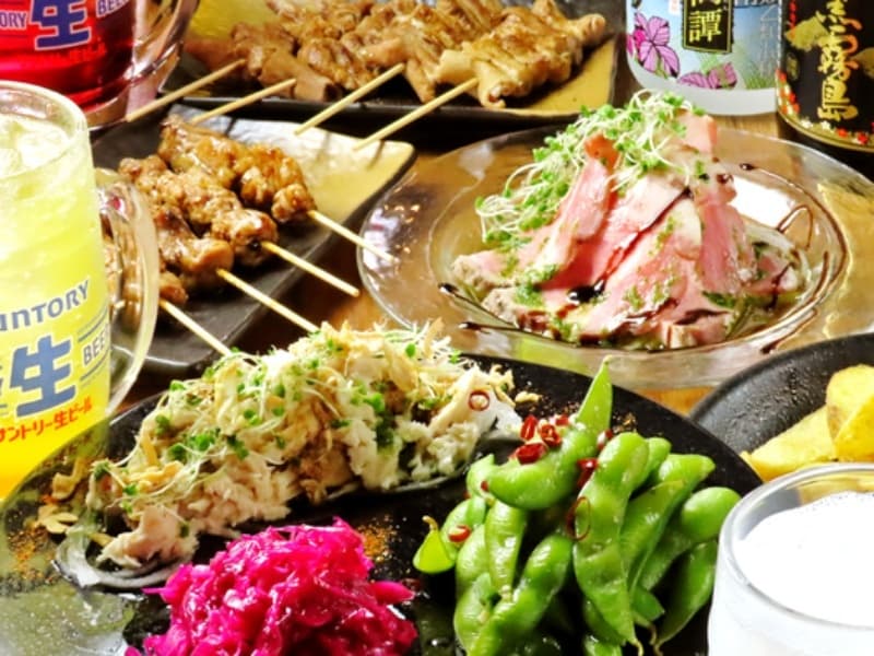 低温調理の肉刺しや、種類豊富なアヒージョなど
一風変わった当店ならではの料理が揃います。