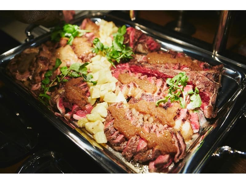 グリル肉のビュッフェ例