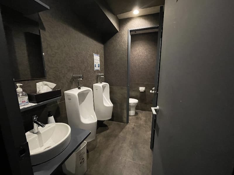 男性お手洗い