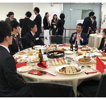 新卒採用のご担当者様へ 
内定者との交流会、懇親会などのご予約を承ります。 詳しくはお問い合わせください。