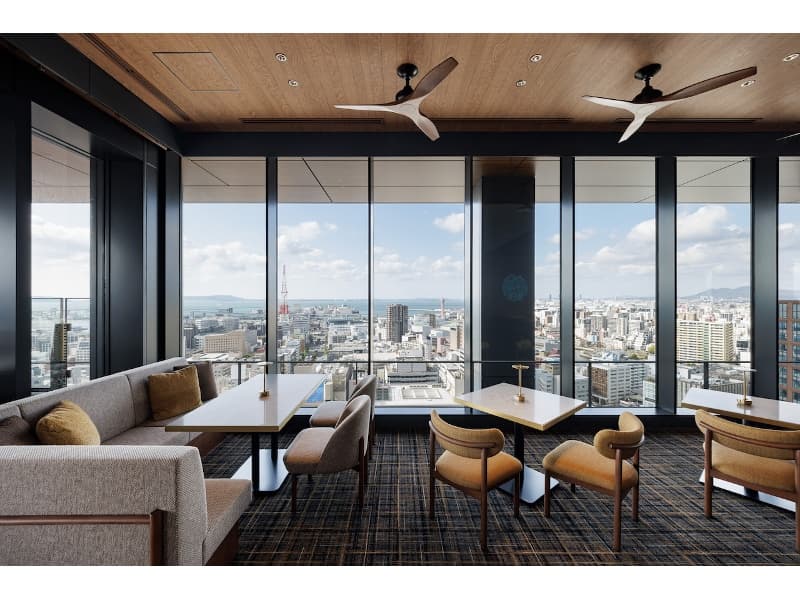 CAFE&BAR（THE ROOF）