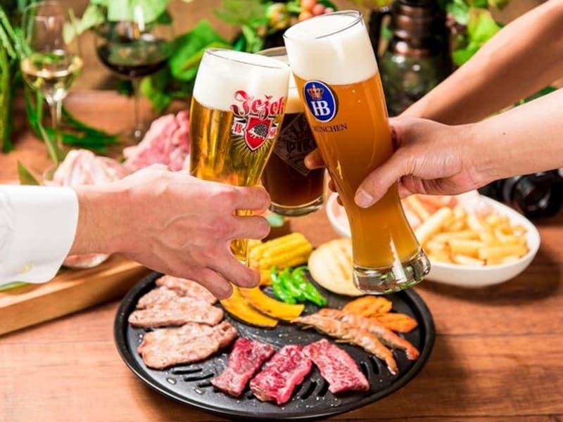 素材にこだわった鉄板料理と本格ビール