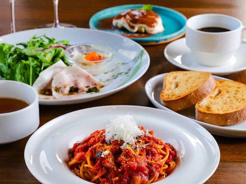 ご褒美ランチは、パスタにデザートと充実した内容