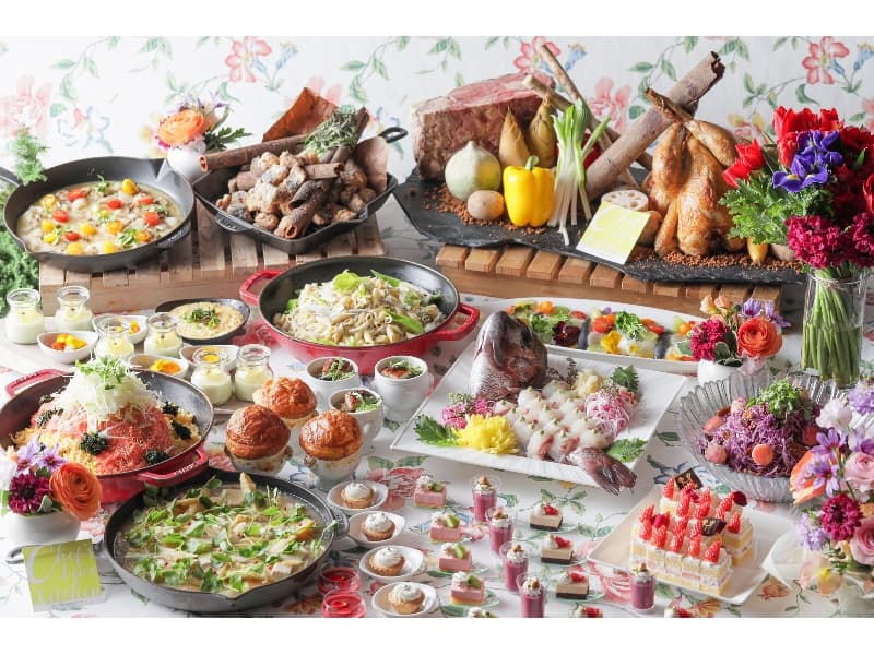 季節ごとの旬の食材を使用したお料理やドリンクをご提供しています