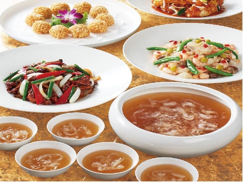 ＜長城席＞
中国料理ならではの大皿料理を五感で楽しめます。