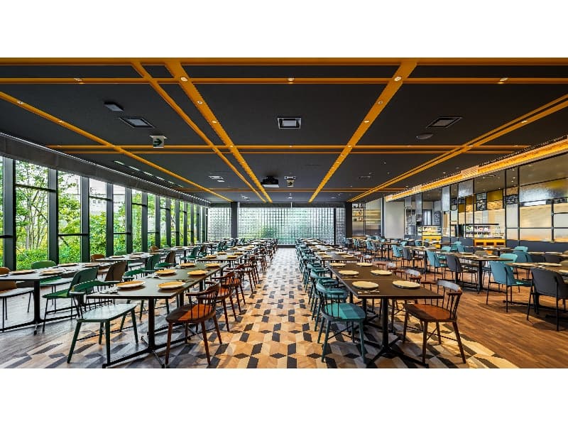 【The Garden Hall】
50名～200名
当館のメインホール
