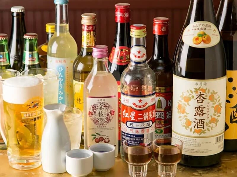 【ドリンク】
中華料理にはやはり中国酒「紹興酒」がぴったり！
独特の風味が苦手な方にも是非お勧めのカクテル★