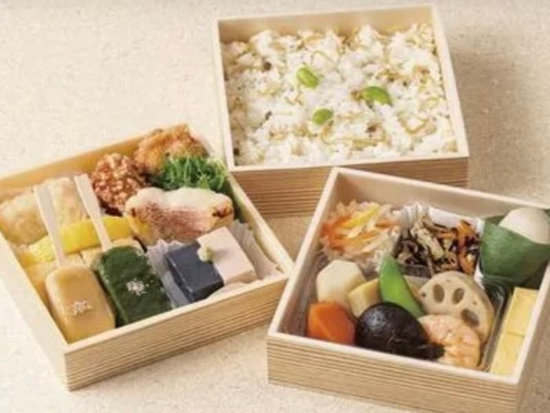 お弁当 他
『華弁当』
