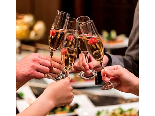 【達成会/決起会プラン】
お一人様10.000円(20名様より承ります)目的の達成を皆で喜び合い、更にまた次の目標達成を誓い合う決起とモチベーションUPの機会をサポートする特別プラン。