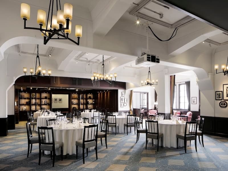 THE METROPOLE ROOM
