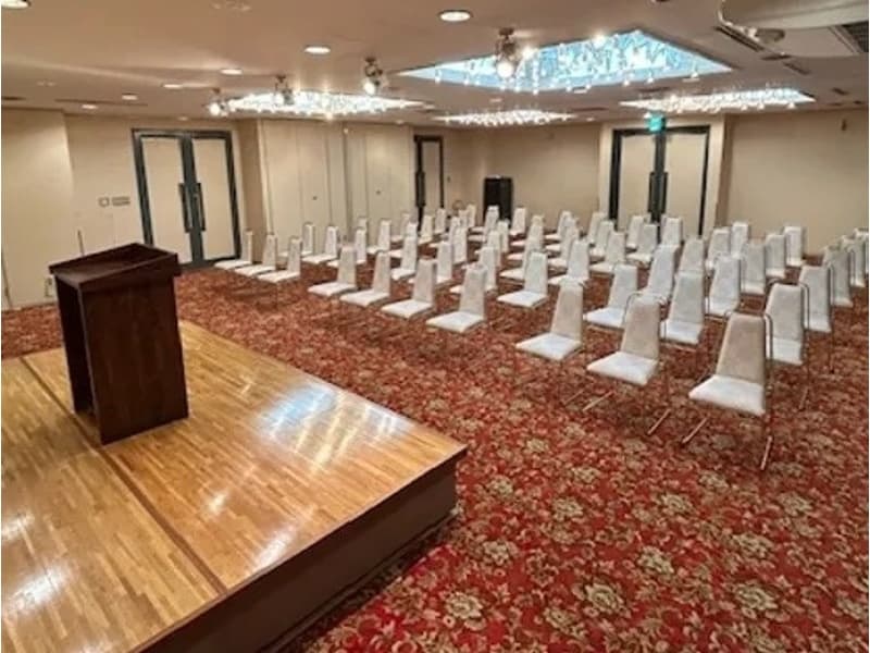 松の間　シアター　舞台あり