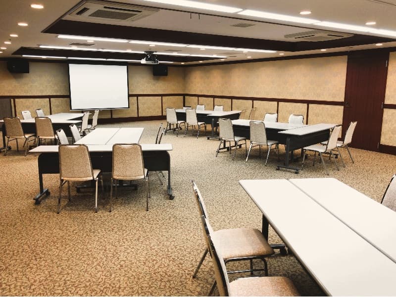 会議室ＡＢ（島形式）