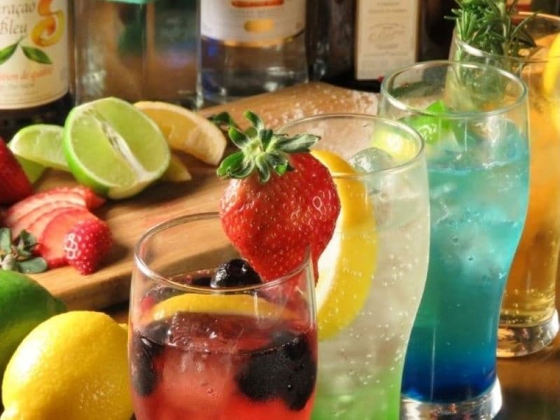 ドリンクメニュー全８０種類以上！生ビール、ハイボール、スパークリングワイン、定番〜ALEGRIAオリジナルカクテルまで！