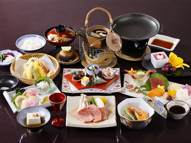 【会席】観月コース10,000円　焼き物は大和牛
