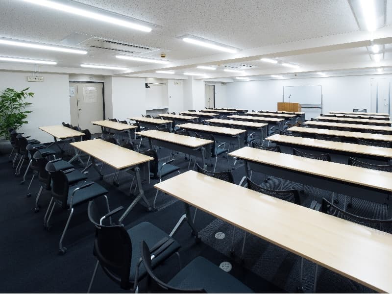 【406号室】100㎡　改修を終えたばかりの会議室で綺麗です★