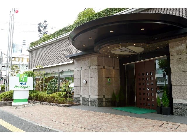 ホテル正面入口