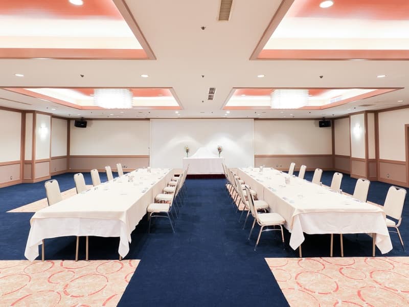大切な方とのお別れ会、故人を偲ぶ会など、慶弔のイベントなどにも。