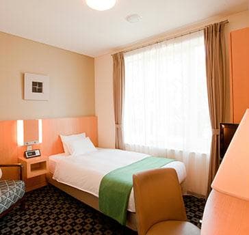 スタンダードなシングルタイプのお部屋。
お一人様でゆったり。ビジネス一般向きのお部屋です。
約15㎡