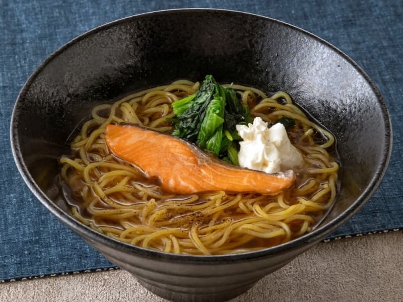 トリュフオイル香るサーモンラーメン