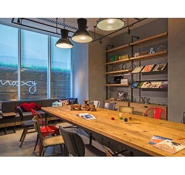 ミーティング以外にもママ会やランチ、ディナー会場としてご利用頂けます。