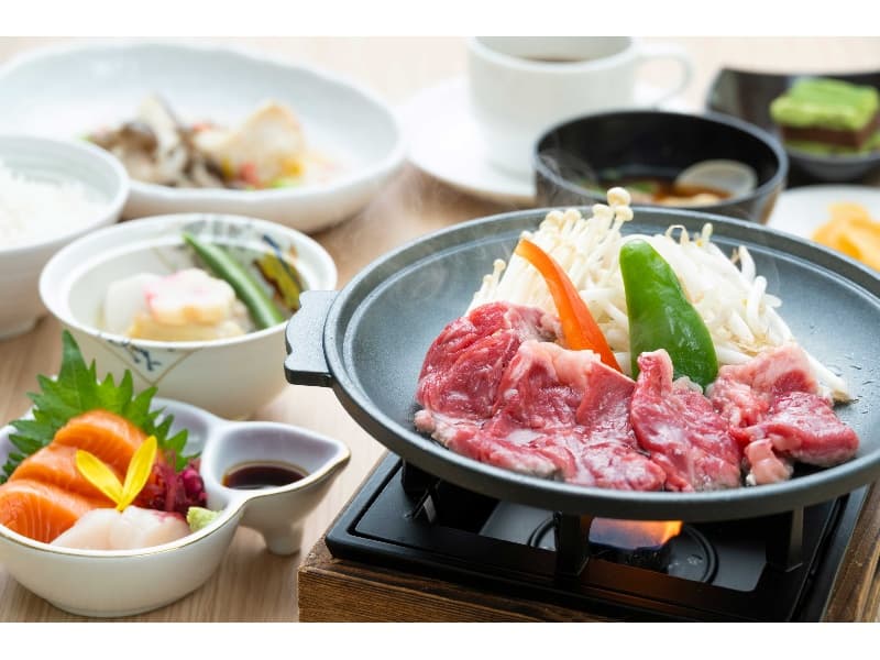 ◆朝食料理例 ▶会席形式でご提供いたします。
