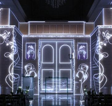 今話題のプロジェクションマッピング登場！ 建物に命が宿り、動き出す！ 特別な演出にこだわりたい方にオススメです。