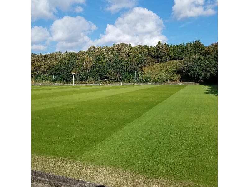大人用サッカーコートも2面保有しております。