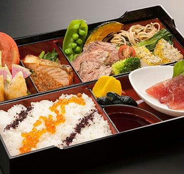 2F会議用お弁当　
昼￥2,200/￥2,750/￥3,300
夜￥4,500～