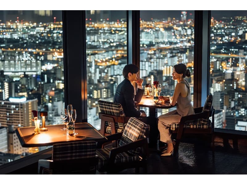 33階KUNSEI　多国籍料理レストラン ①